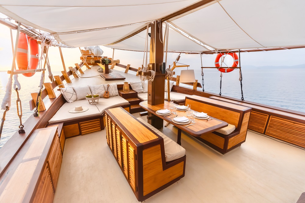 Fine dining experience aboard a private Indonesian yacht